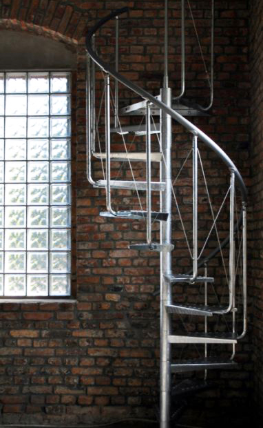 Industrial PM Spiral staircase 120 cm