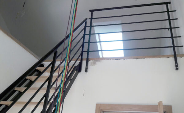 Loft Staircase Adjustable Black