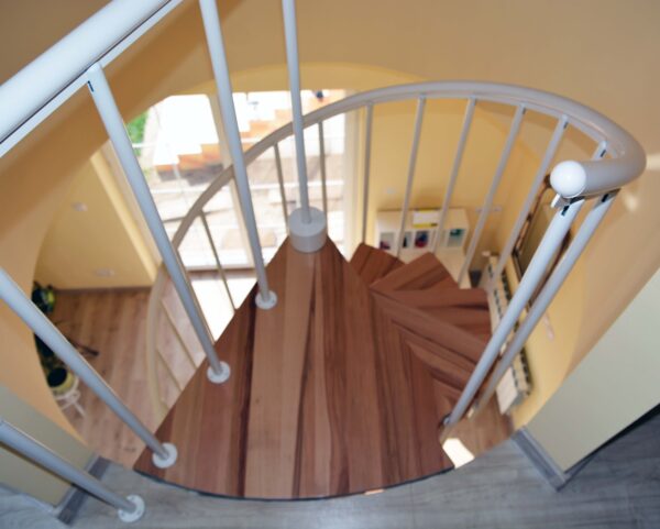 Dolle Montreal Classic 3 Spiral Staircase / 140 cm