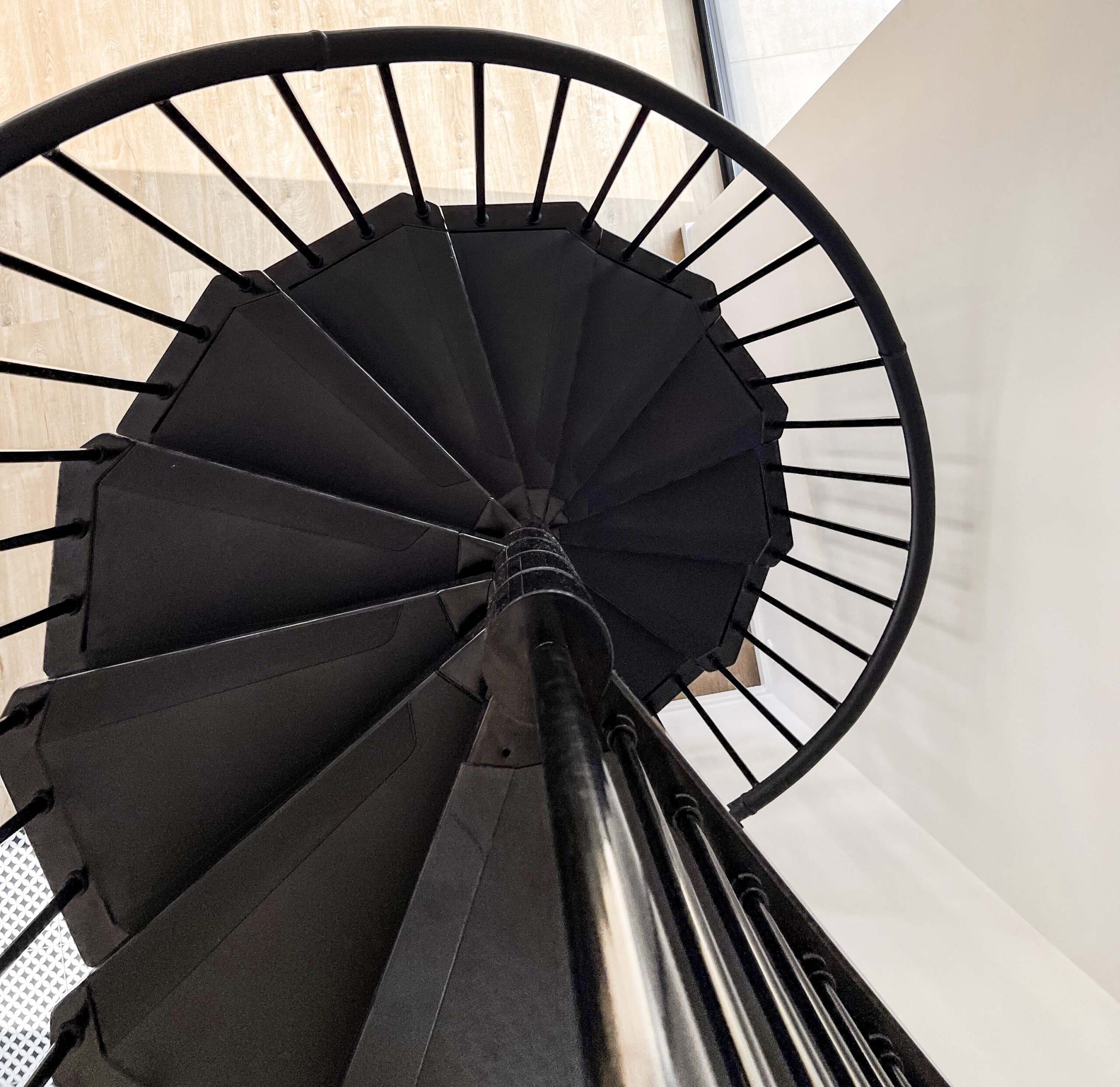 Civik Steel Spiral Staircase 120 / 140 / 160 cm