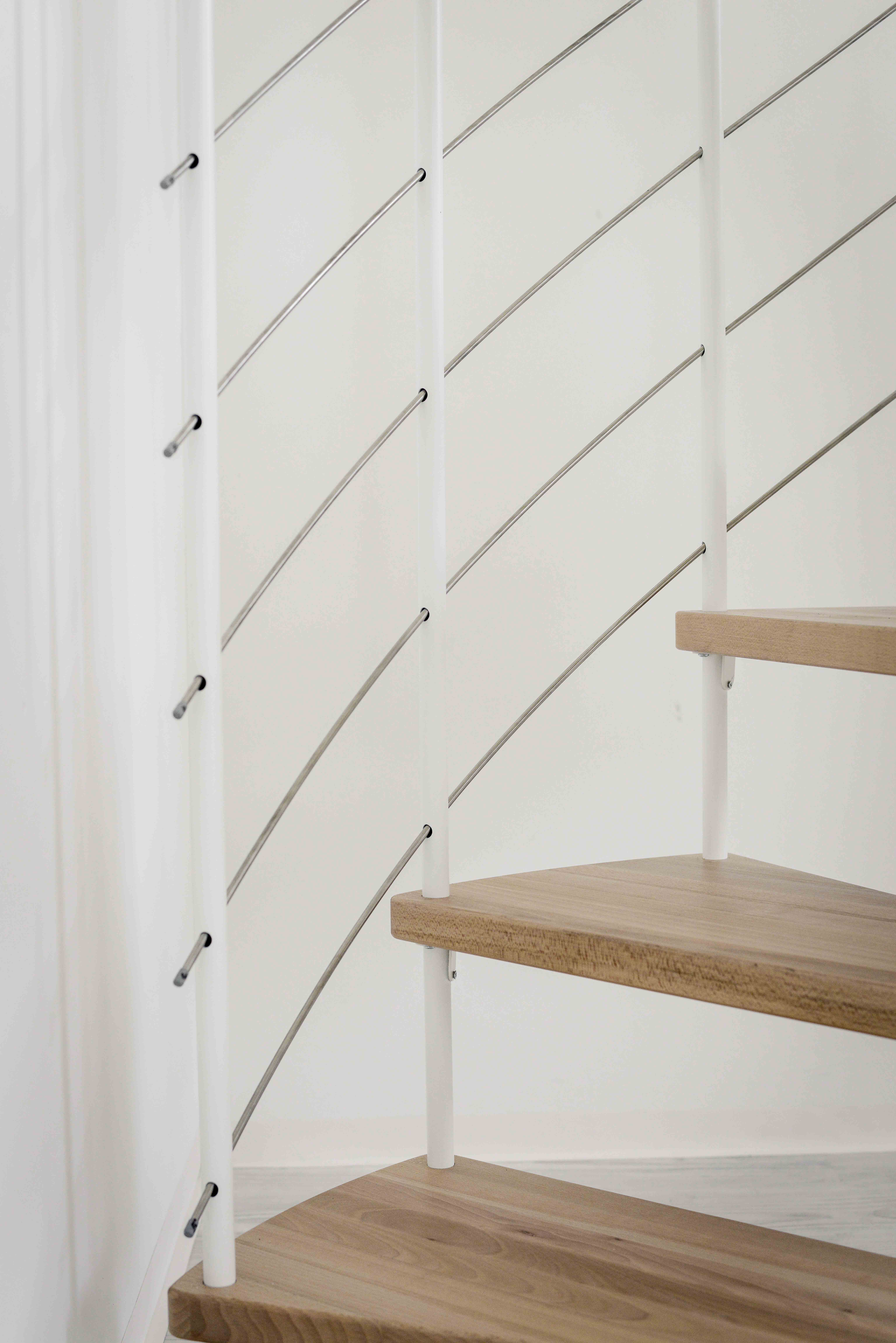 Venezia Smart Spiral Staircase White/Beech 120 cm